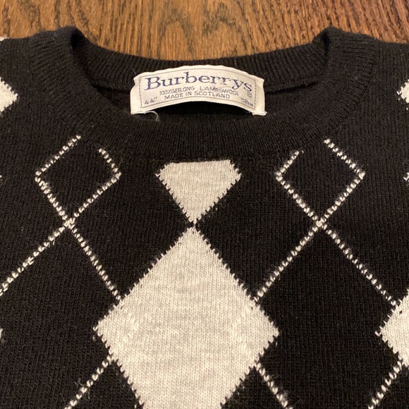 Burberry argyle sweater, size: M (112cm) - Picture 3 of 8